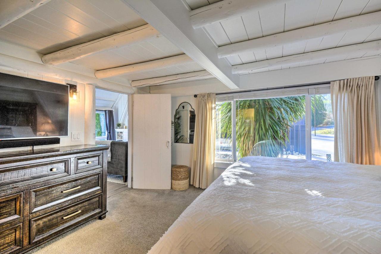 Puget Sound Cabin With Hot Tub And Water Views! Бремертон Экстерьер фото